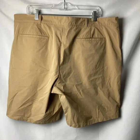 J CREW FACTORY MENS SIZE 40, 9” INSEAM TAN  SNAP ZIP FRONT CLOSE POCKETS… - Picture 8 of 13